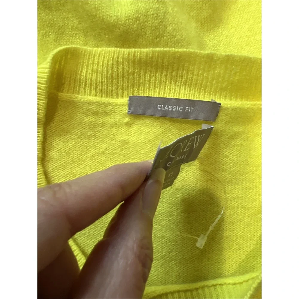 J. Crew 100% Cashmere Classic Fit Crewneck Pullover Sweater Yellow XS Preppy